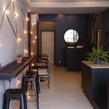 De Ja Moon Hostel Čiang Mai Exteriér fotografie